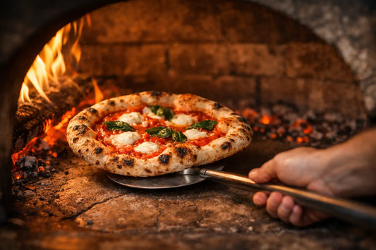 Pelle à tourner les pizzas : techniques de rotation en four