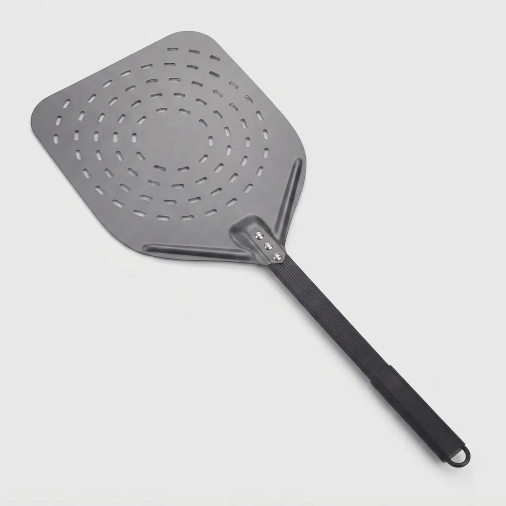Pelle à Pizza Perforée 30 cm | Finition Noire Mate