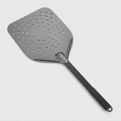 Pelle à Pizza Perforée 30 cm | Finition Noire Mate