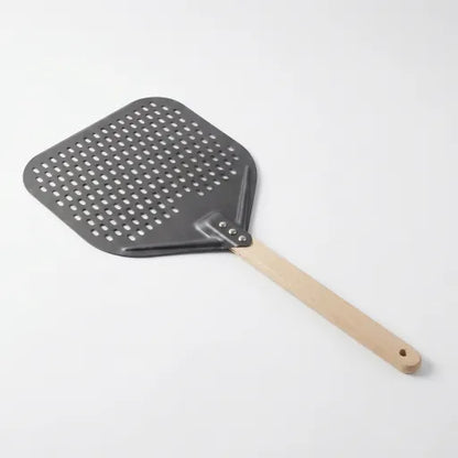 Pelle à Pizza Perforée 30–35 cm | Manche Bois