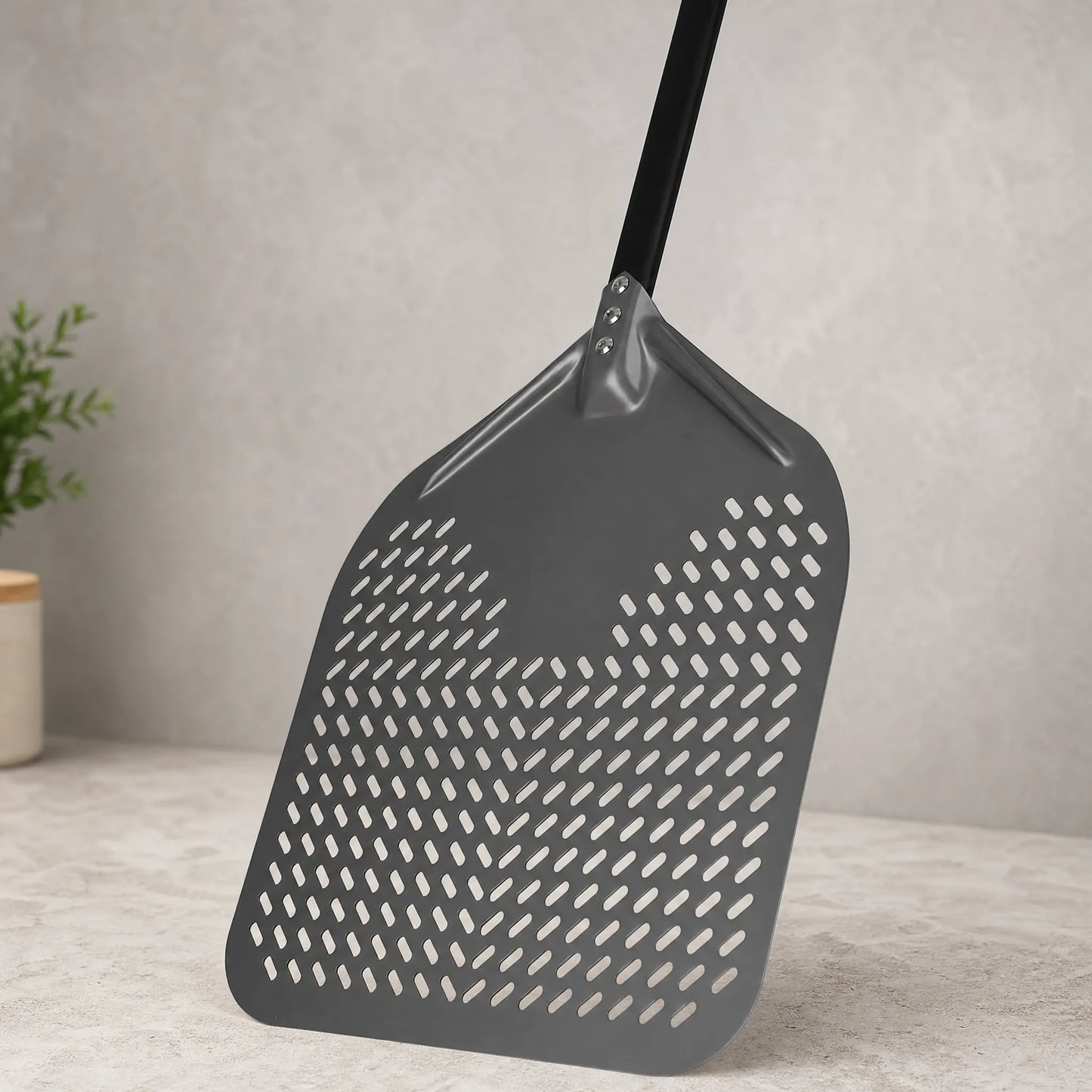 Pelle à Pizza Perforée | 35 x 138 cm | Grande portée