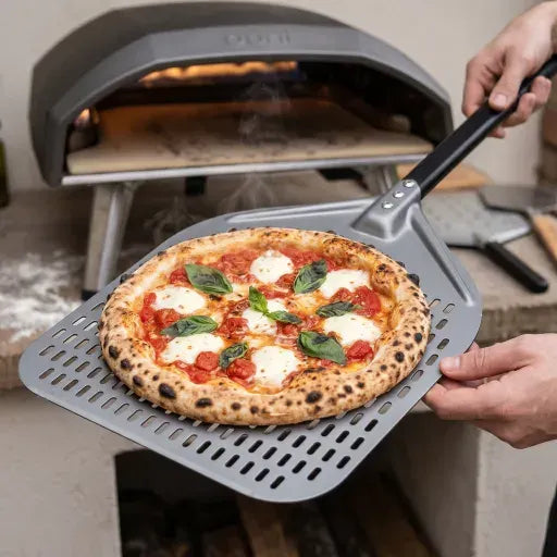 Pelle à Pizza Perforée 30-35 cm | Poignée Antidérapante