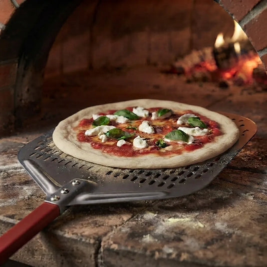 Longue Pelle à Pizza Perforée 30–35 cm | Manche Rouge