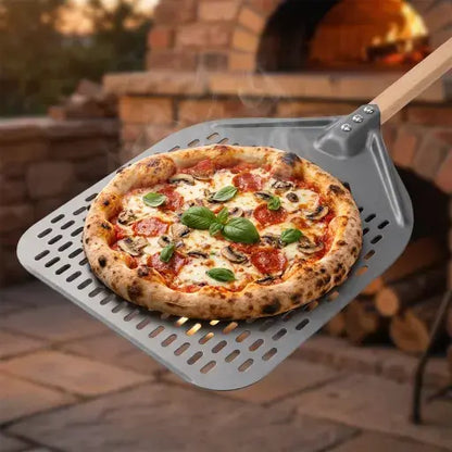 Pelle à Pizza Perforée 30–35 cm | Manche Bois